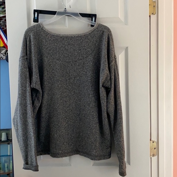 Pullover - Picture 3 of 3